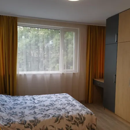 Sunflower Apartament *